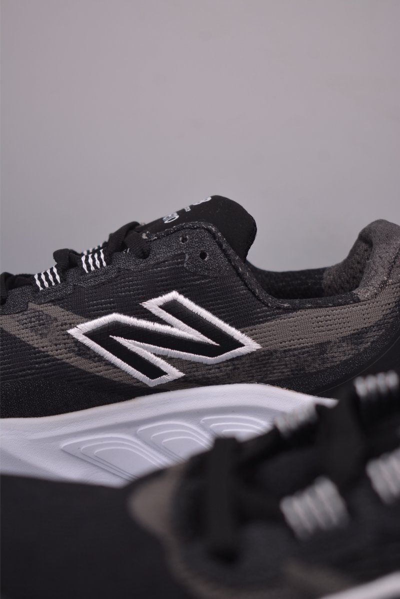 New Balance Fresh Foam X880 V12 view