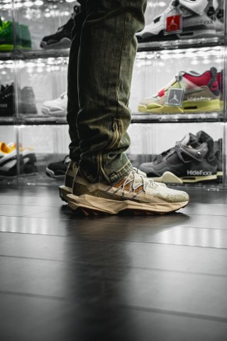 New Balance Fuel Cell view 1