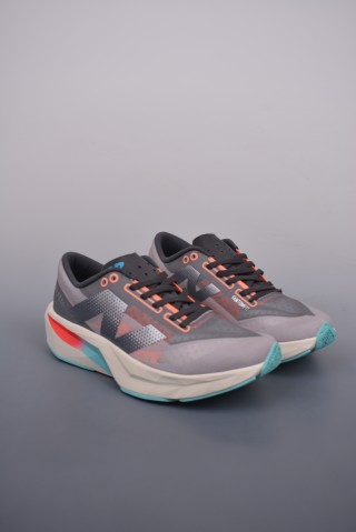 New Balance Fuel Cell view 1