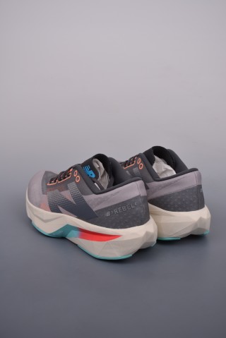 New Balance Fuel Cell view 2