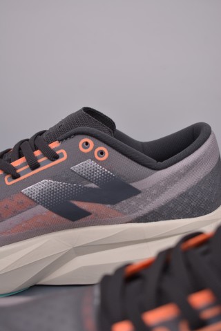New Balance Fuel Cell view 8