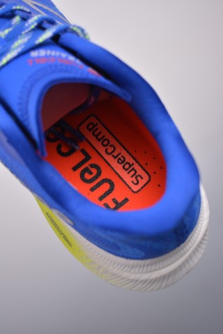 New Balance FuelCell view 9