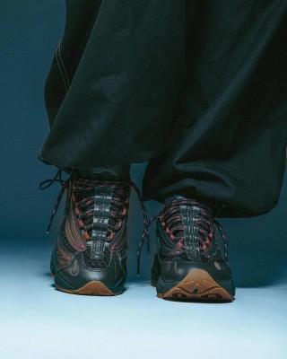 New Balance M1000 view 2