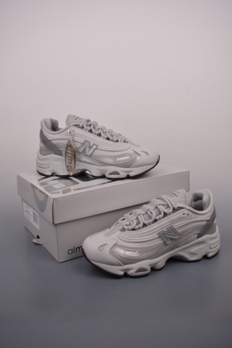 New Balance M1000 view