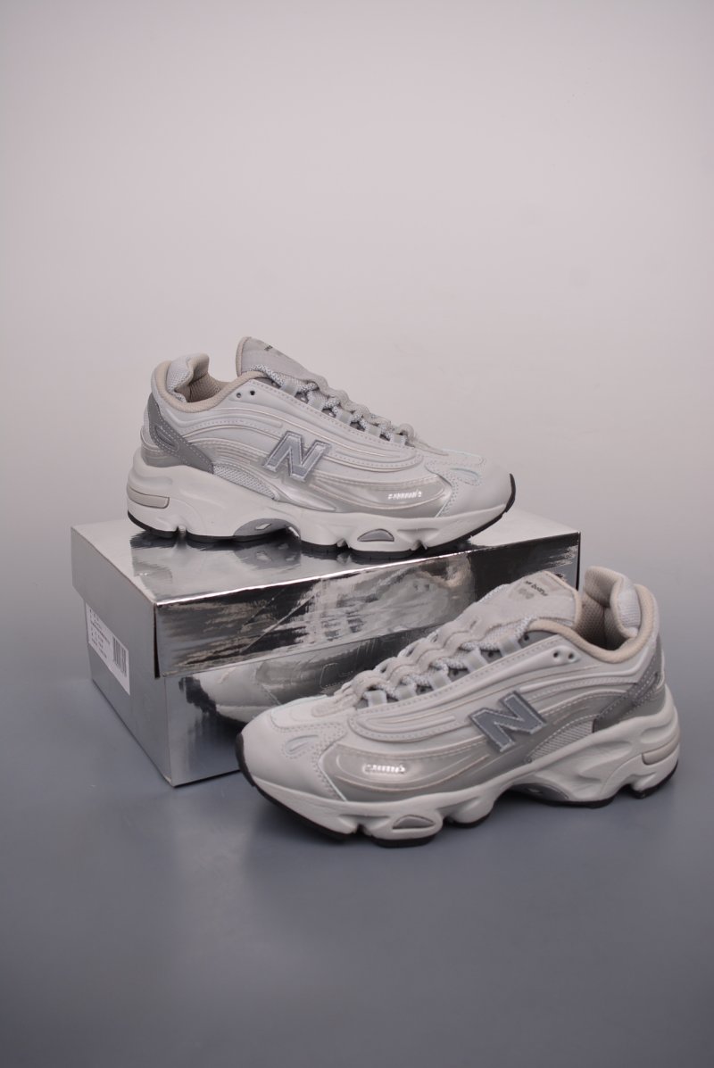 New Balance M1000 view