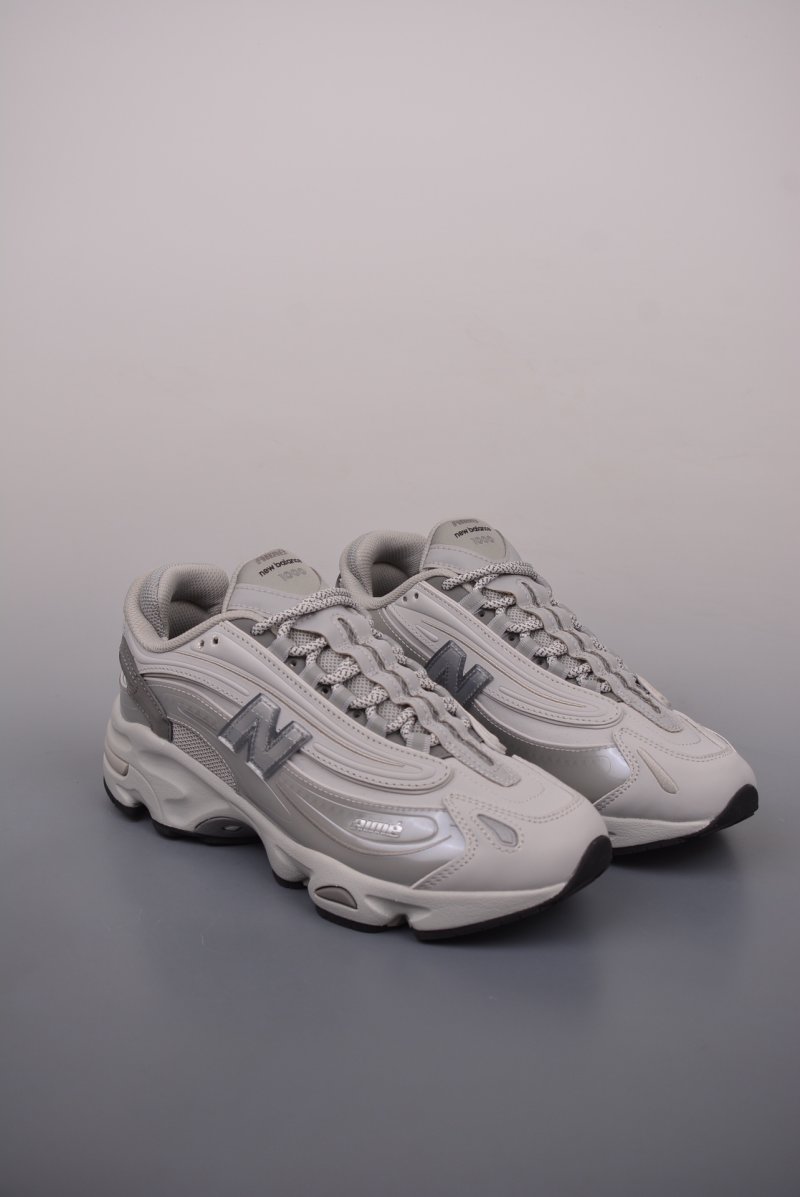 New Balance M1000