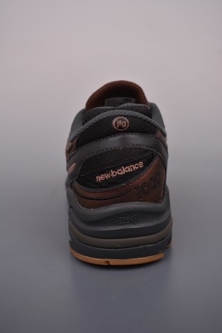 New Balance M1000 view 4