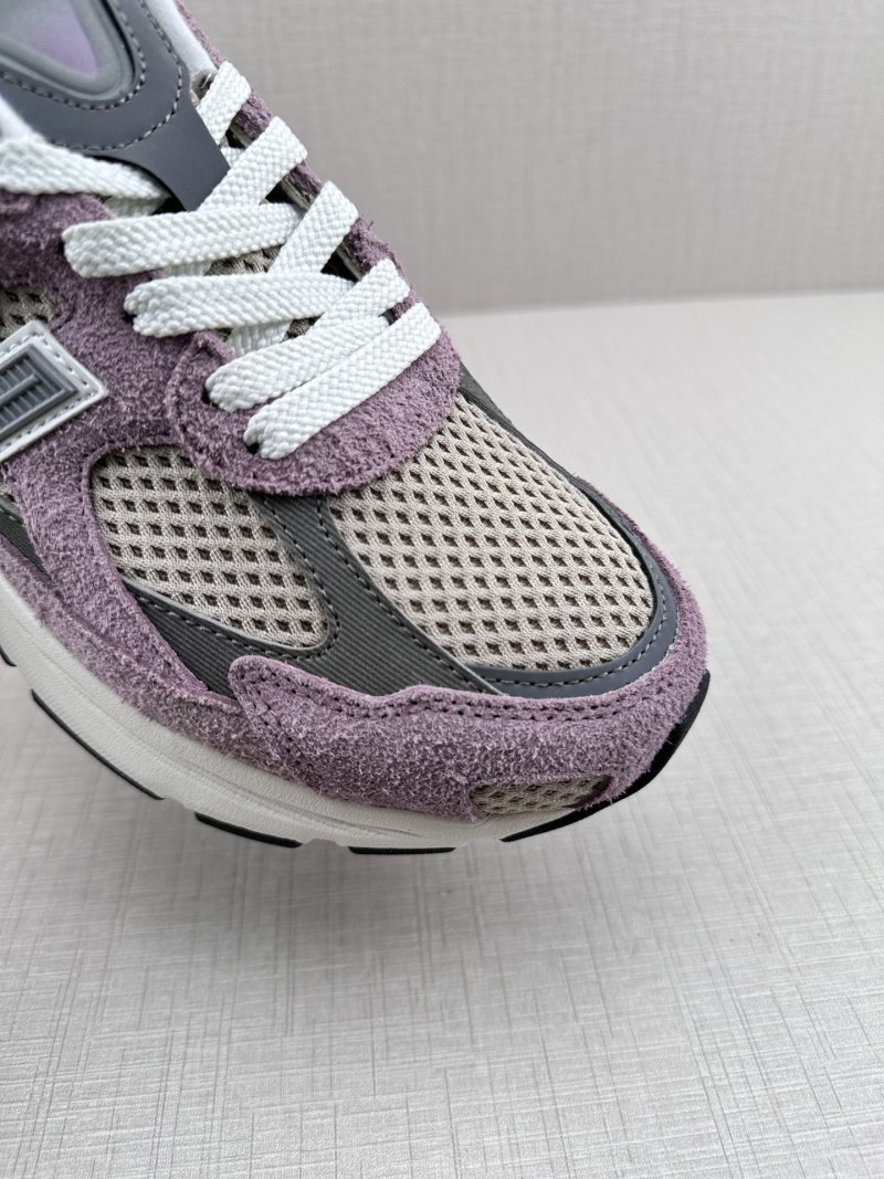 New Balance M2010 view