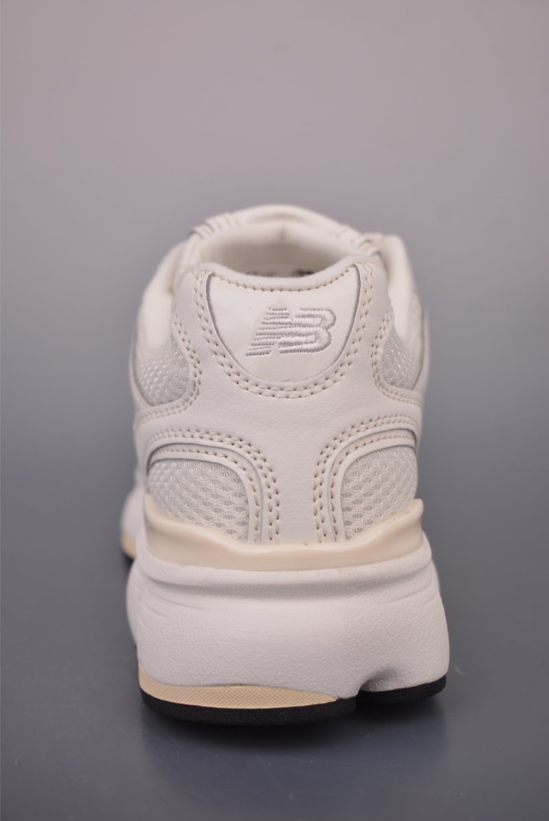 New Balance 603 view