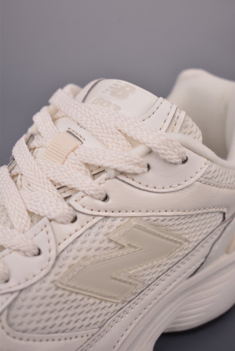 New Balance 603 view