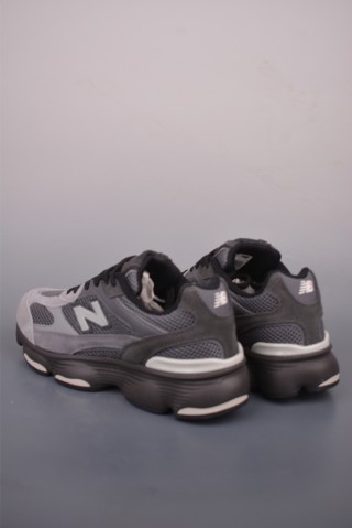 New Balance 603 view 2