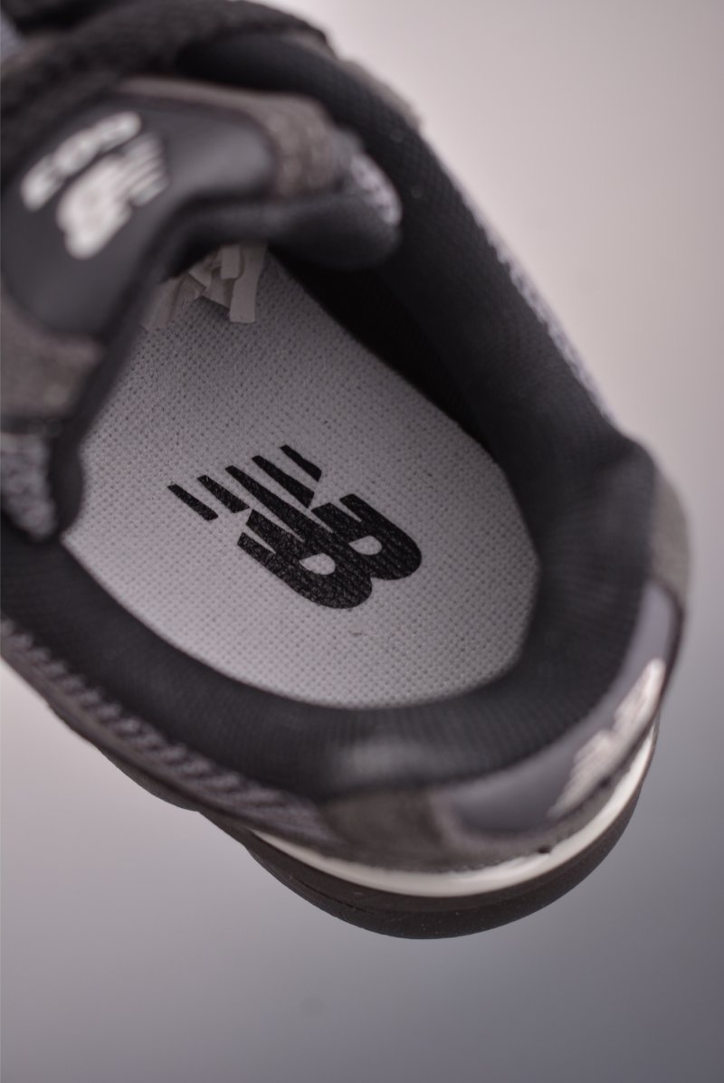New Balance 603 view