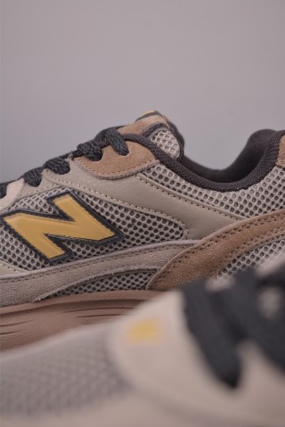 New Balance 603 view 8