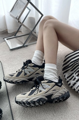 New Balance ML610 view 2