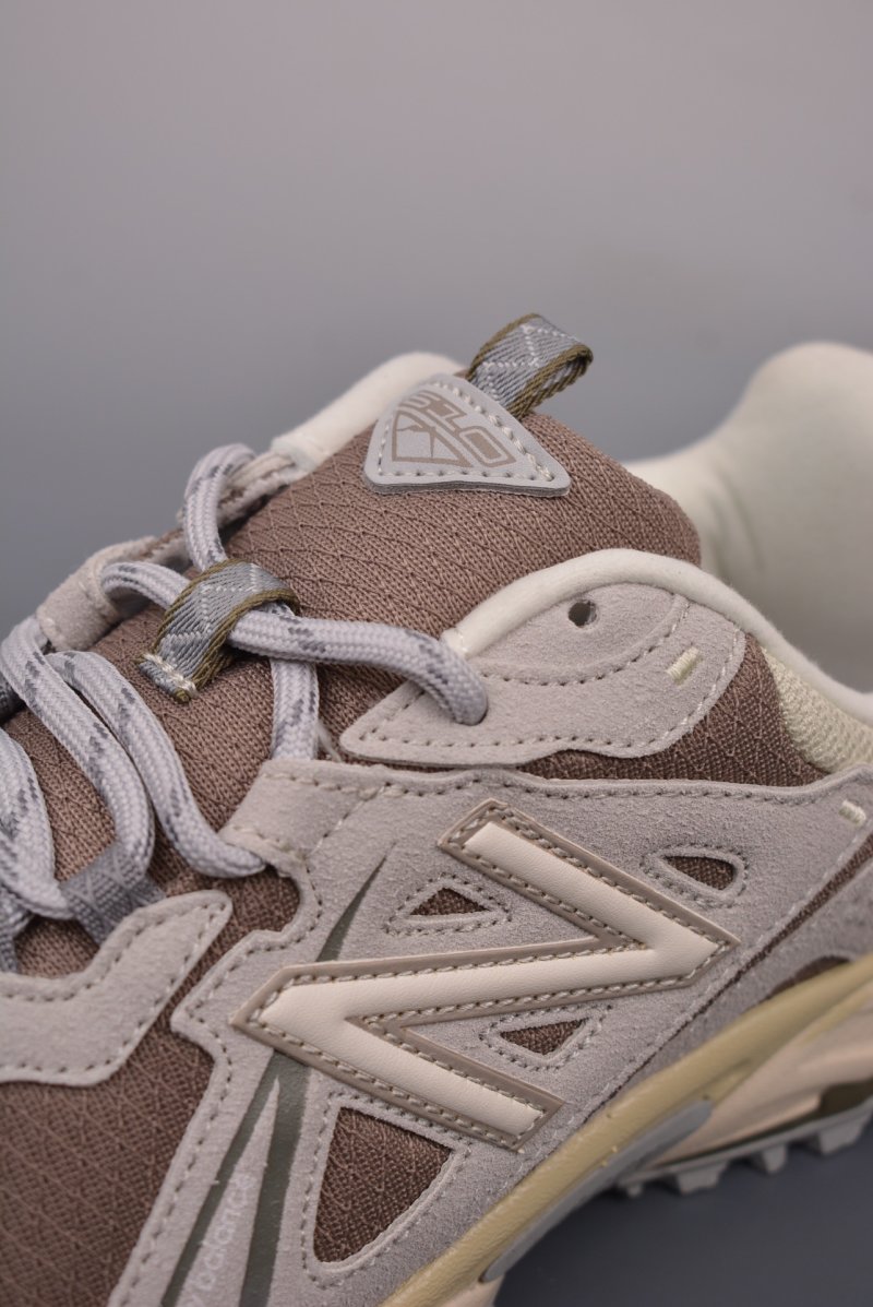 New Balance ML610T view