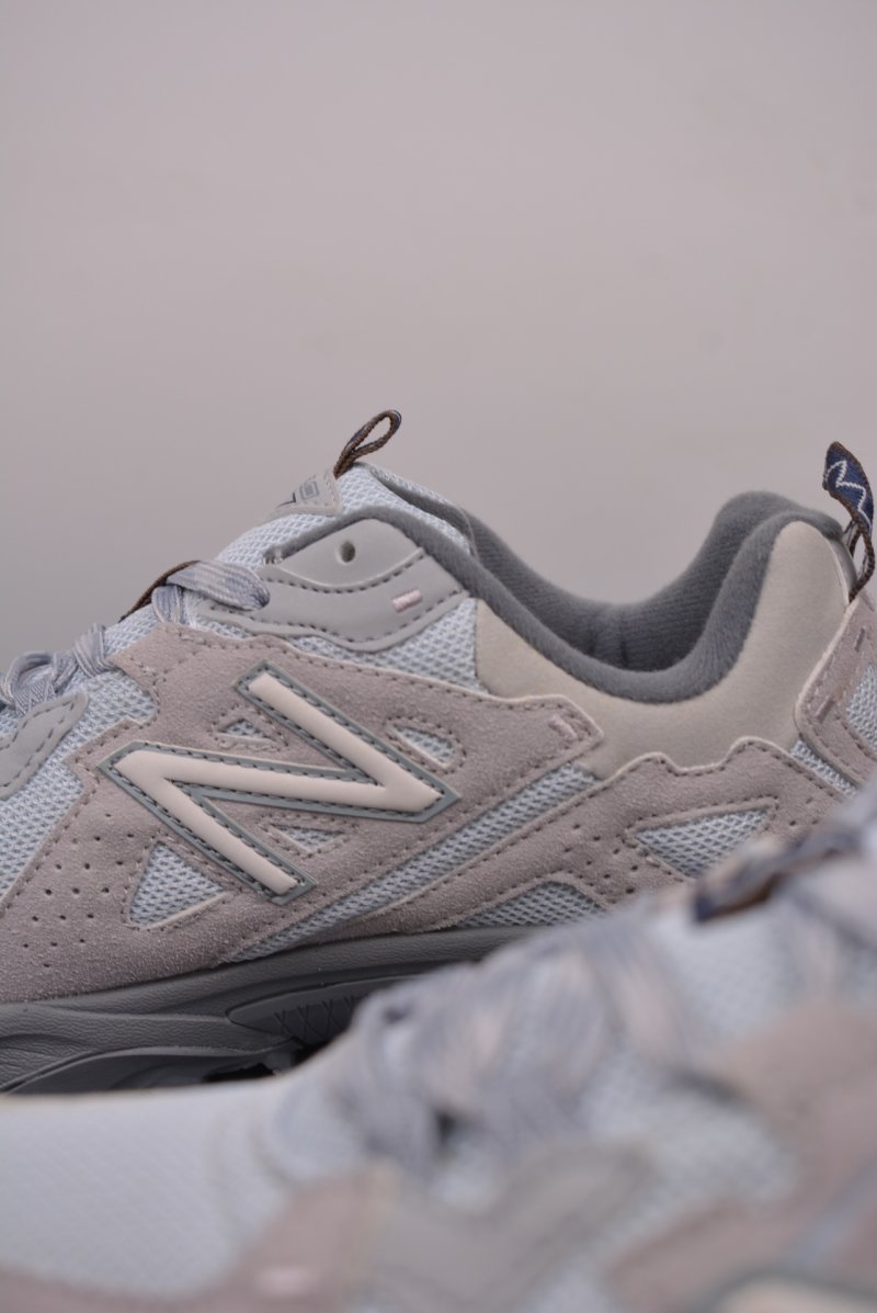 New Balance ML610T view