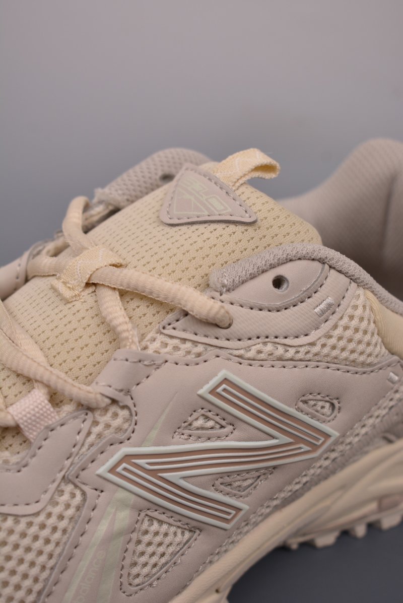New Balance ML610T view