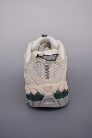 New Balance ML610T view 4