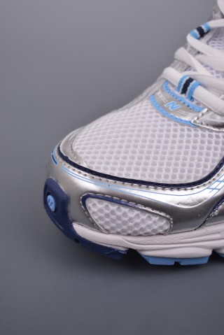 New Balance 740 view 6
