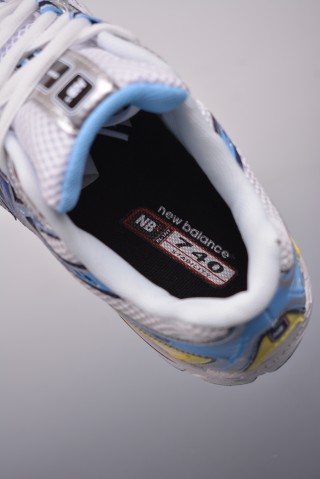 New Balance 740 view 9