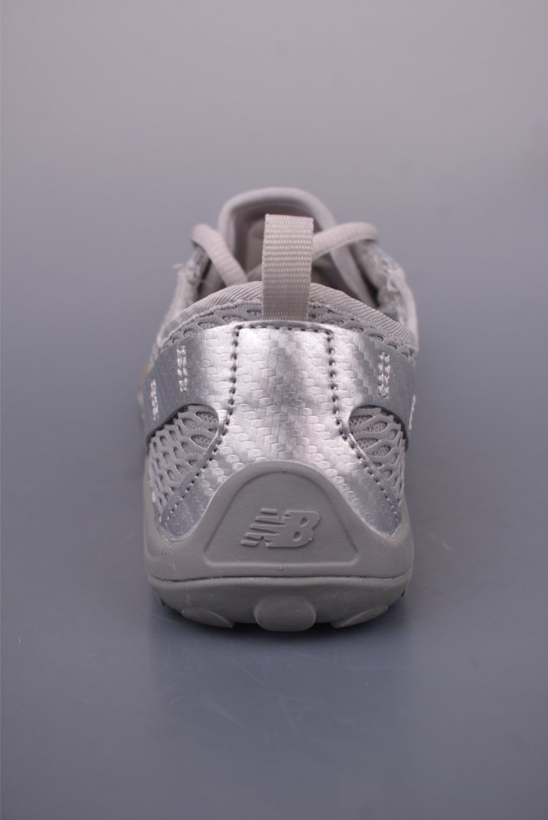 New Balance MT10 view