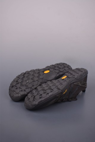 New Balance MT10 view 3