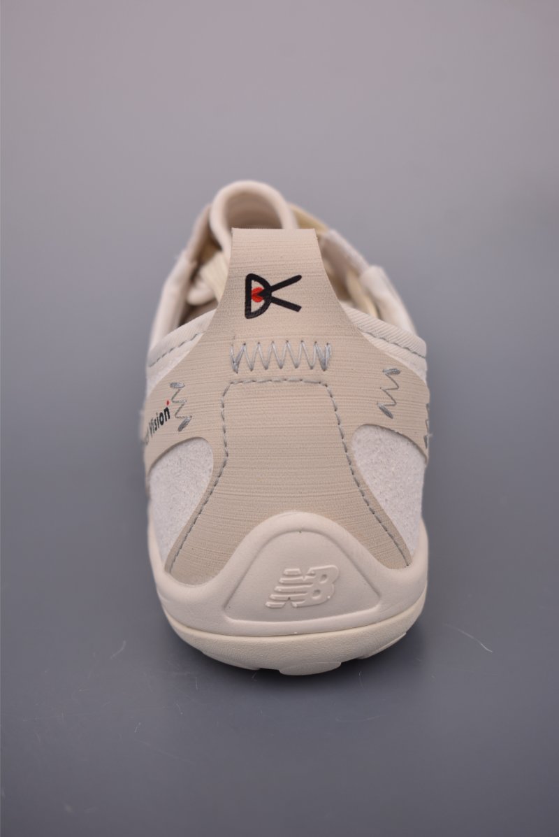 New Balance MT10 view