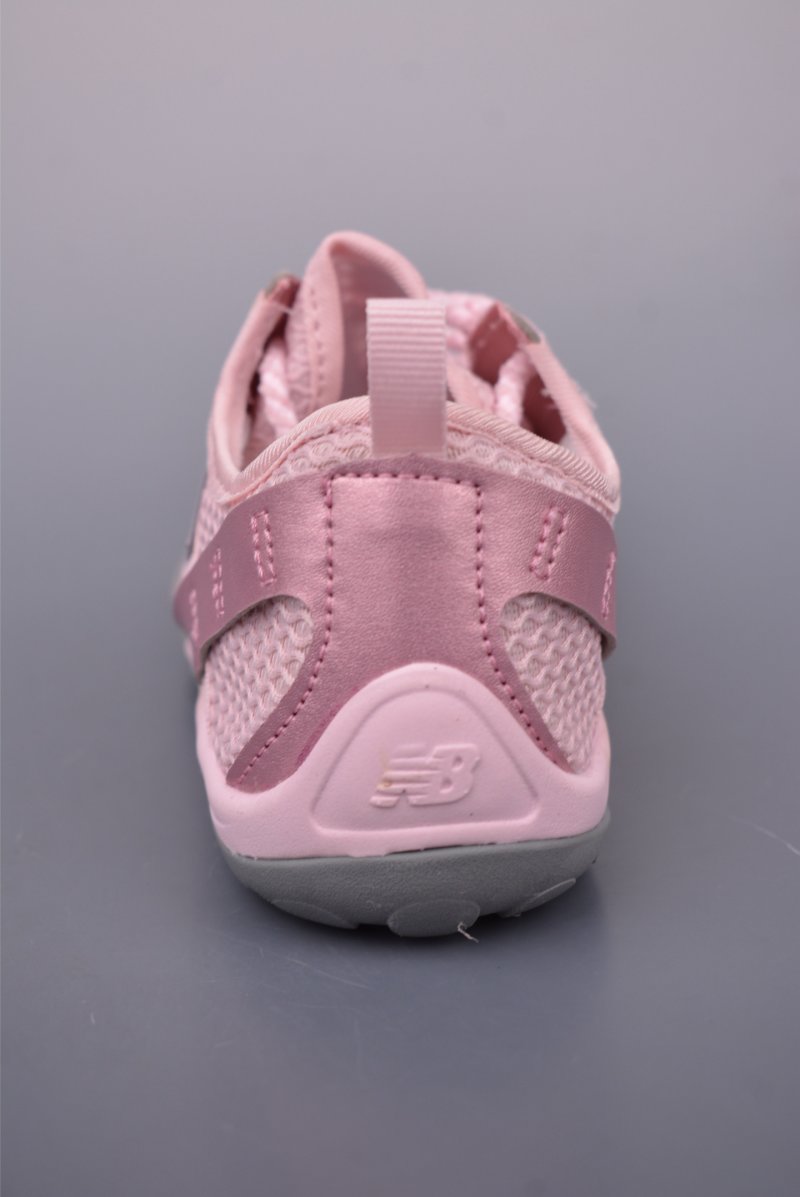 New Balance MT10 view