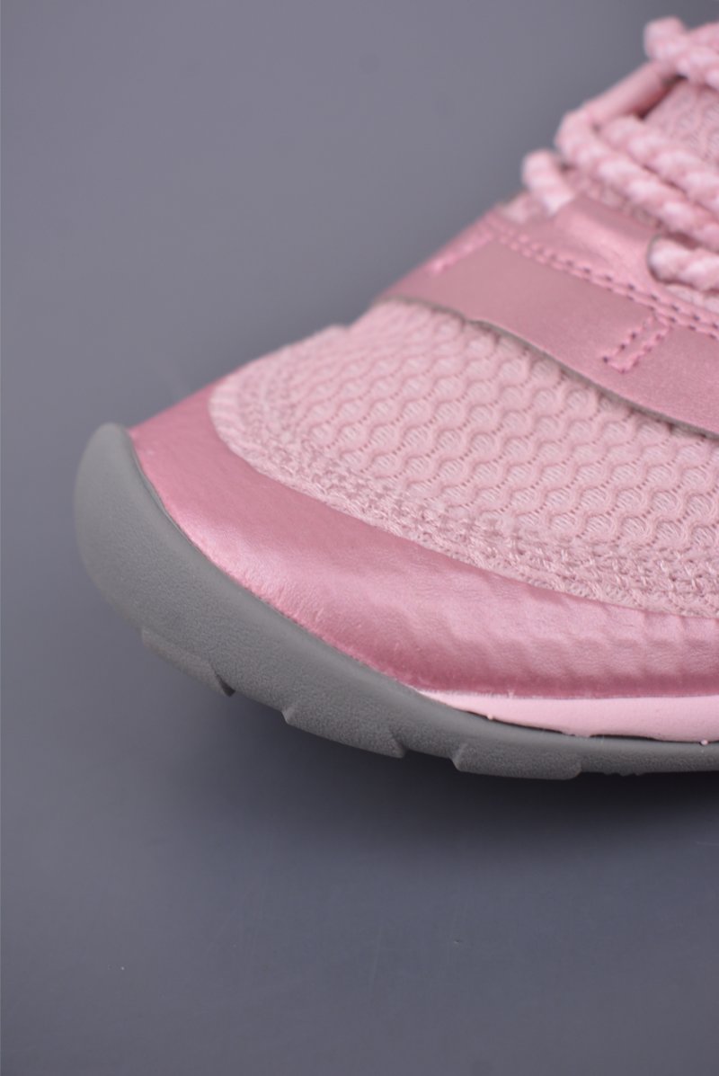 New Balance MT10 view