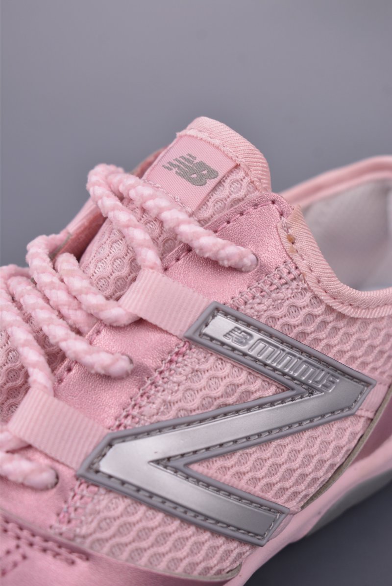 New Balance MT10 view