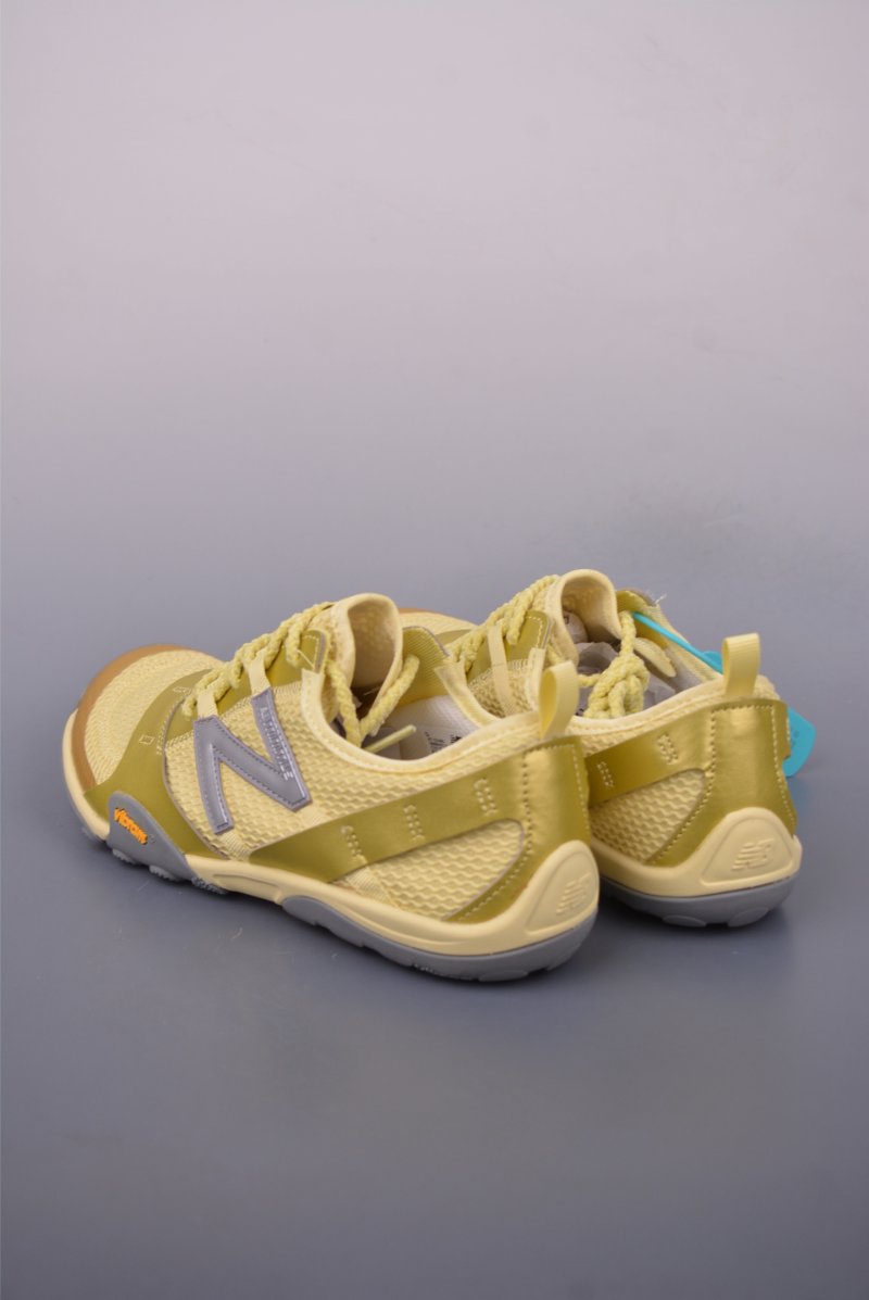 New Balance MT10 view