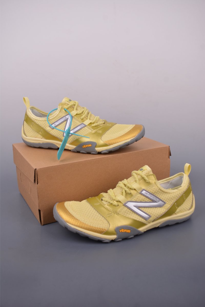 New Balance MT10 view