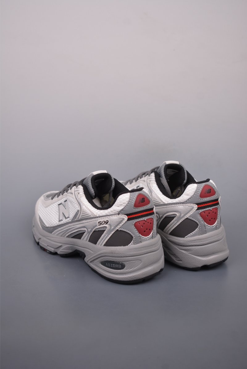 New Balance 509 view