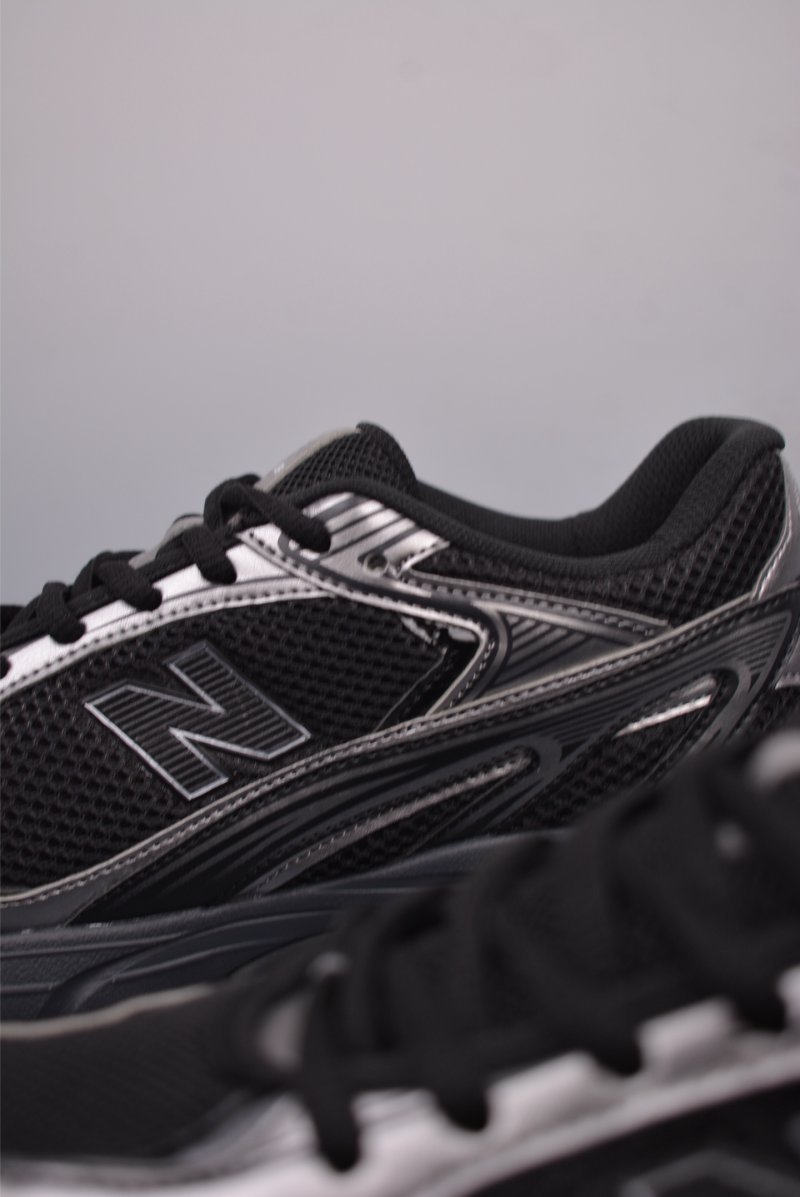 New Balance 509 view