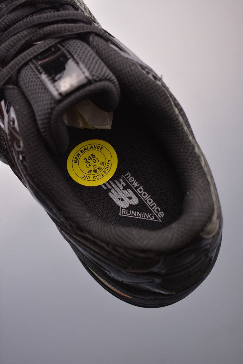 New Balance 509 view