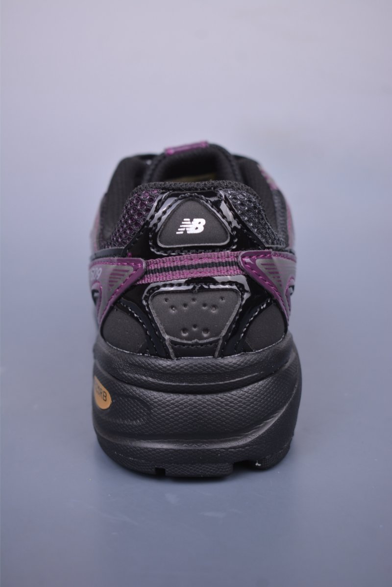 New Balance 509 view