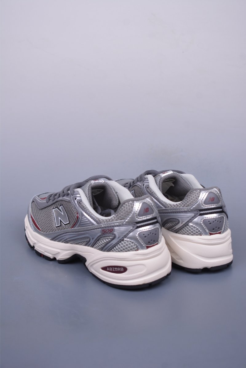 New Balance 509 view