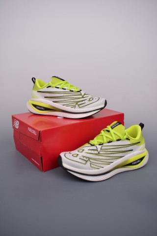 New Balance FuelCell Supercomp Trainer V2 view 5