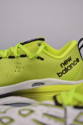 New Balance FuelCell Supercomp Trainer V2 view 8