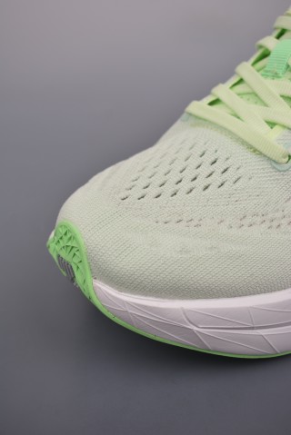 New Balance FuelCell Supercomp X view 6