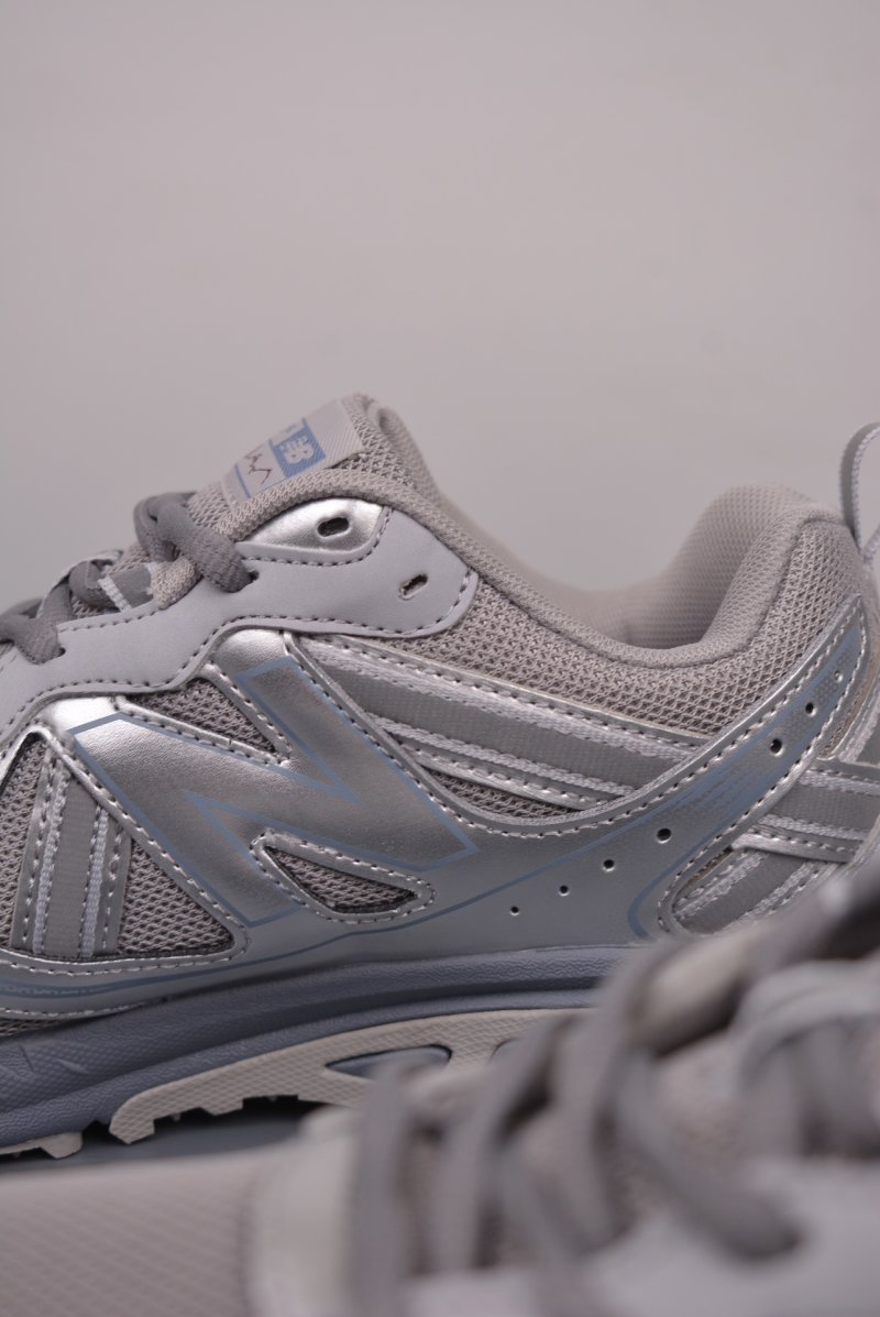 New Balance 410 view