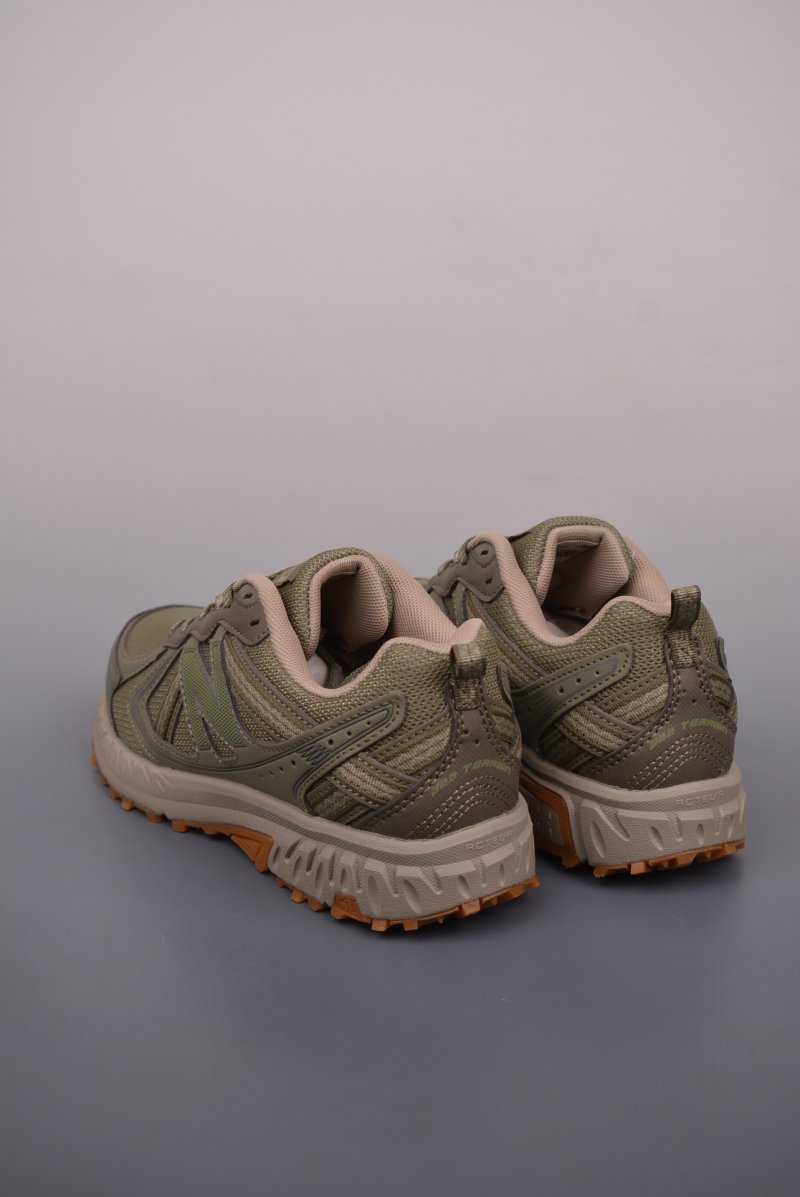 New Balance 410 view