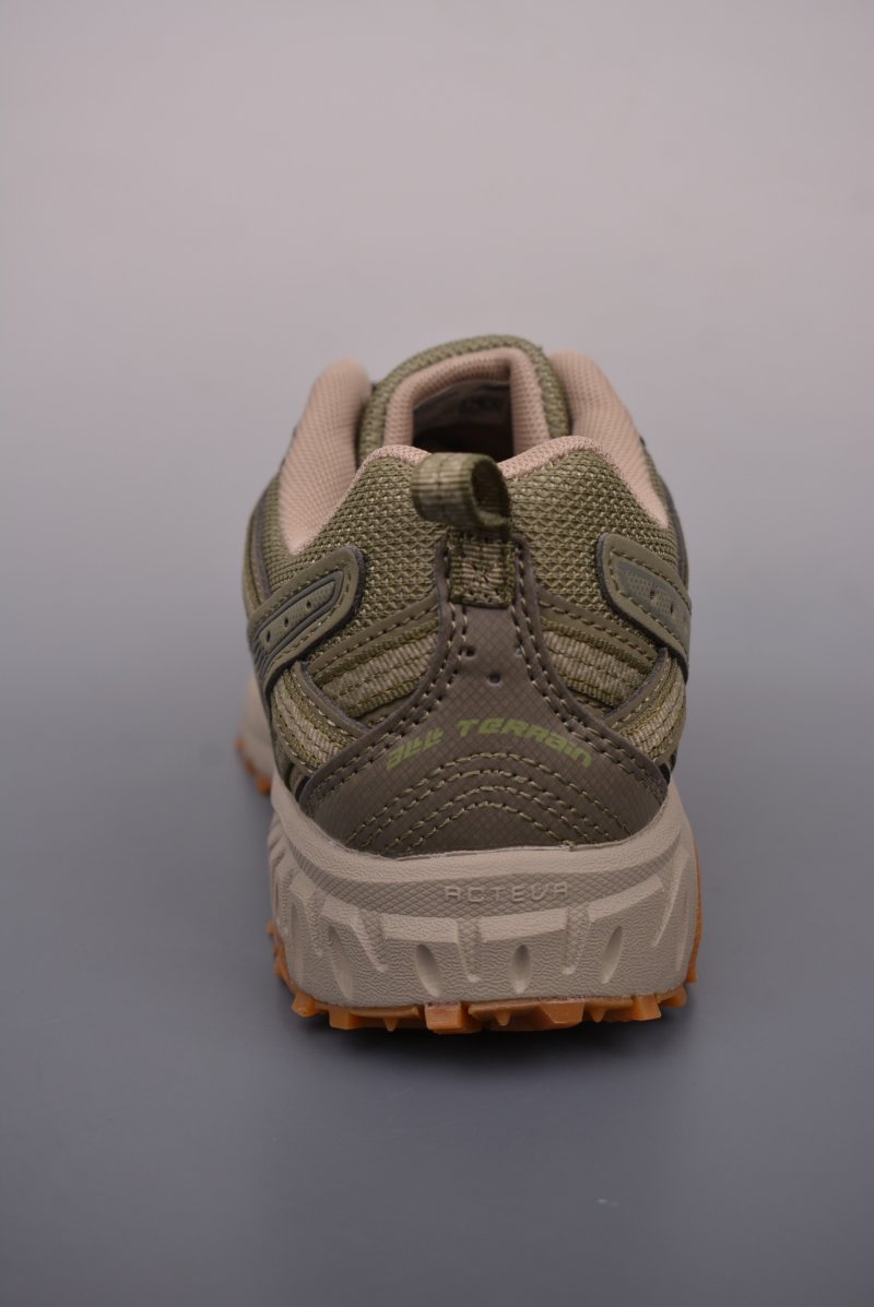 New Balance 410 view