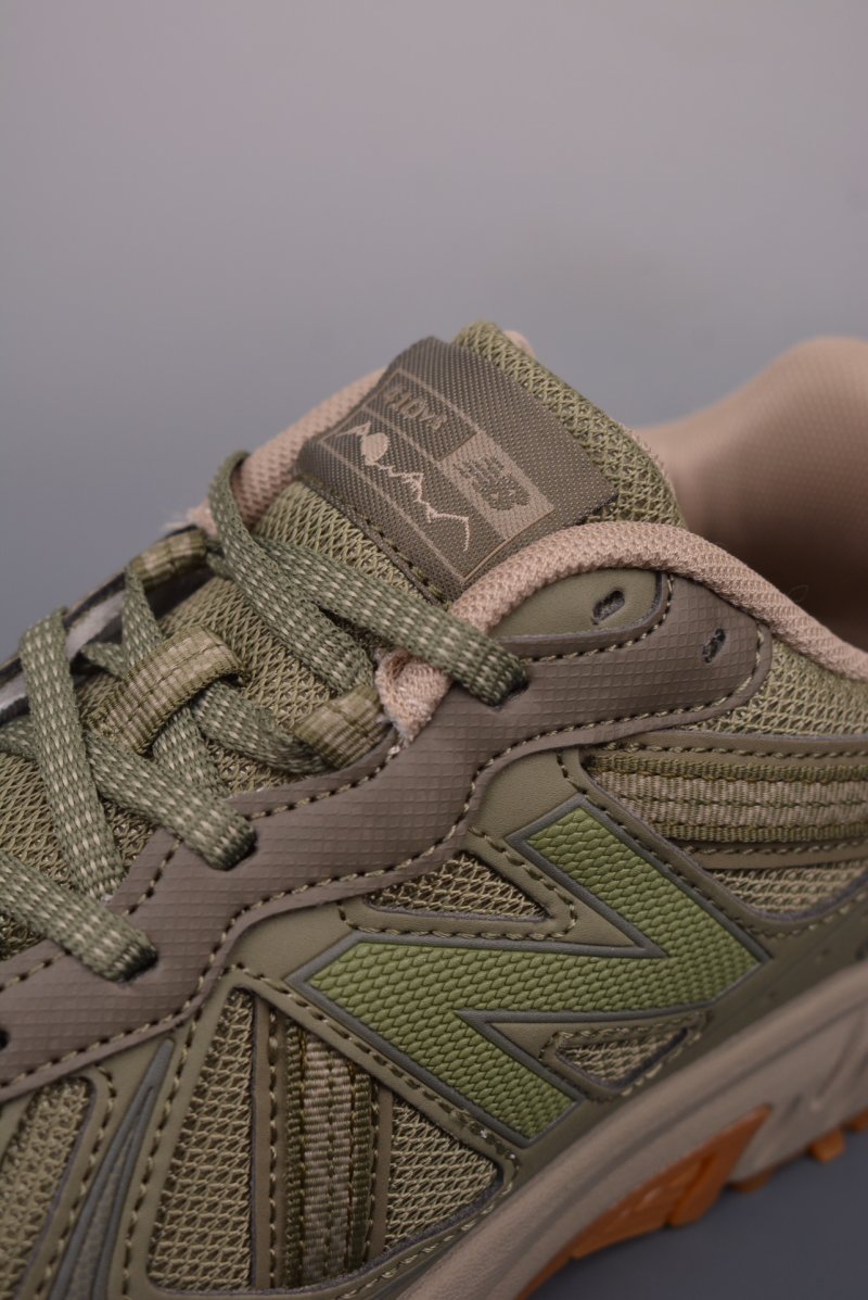 New Balance 410 view