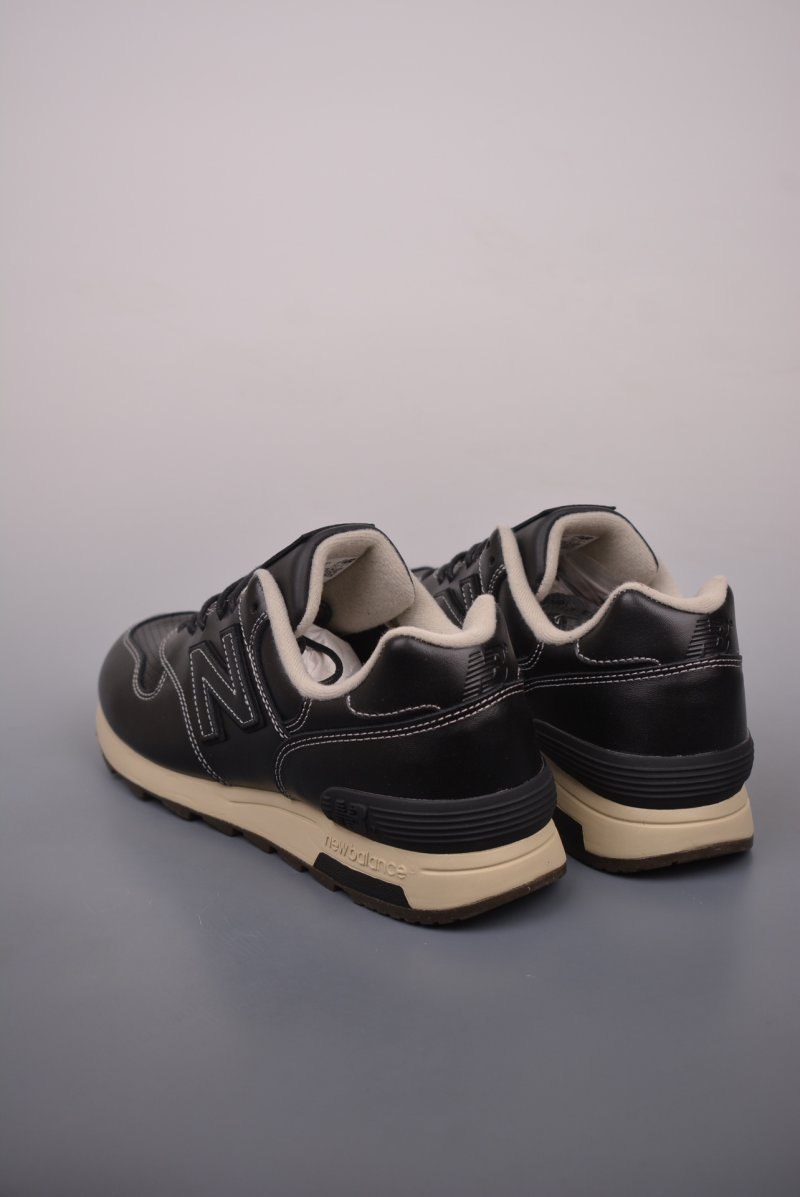 New Balance 1400 view