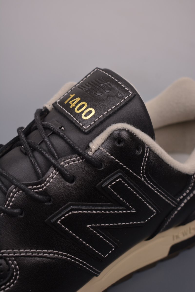 New Balance 1400 view