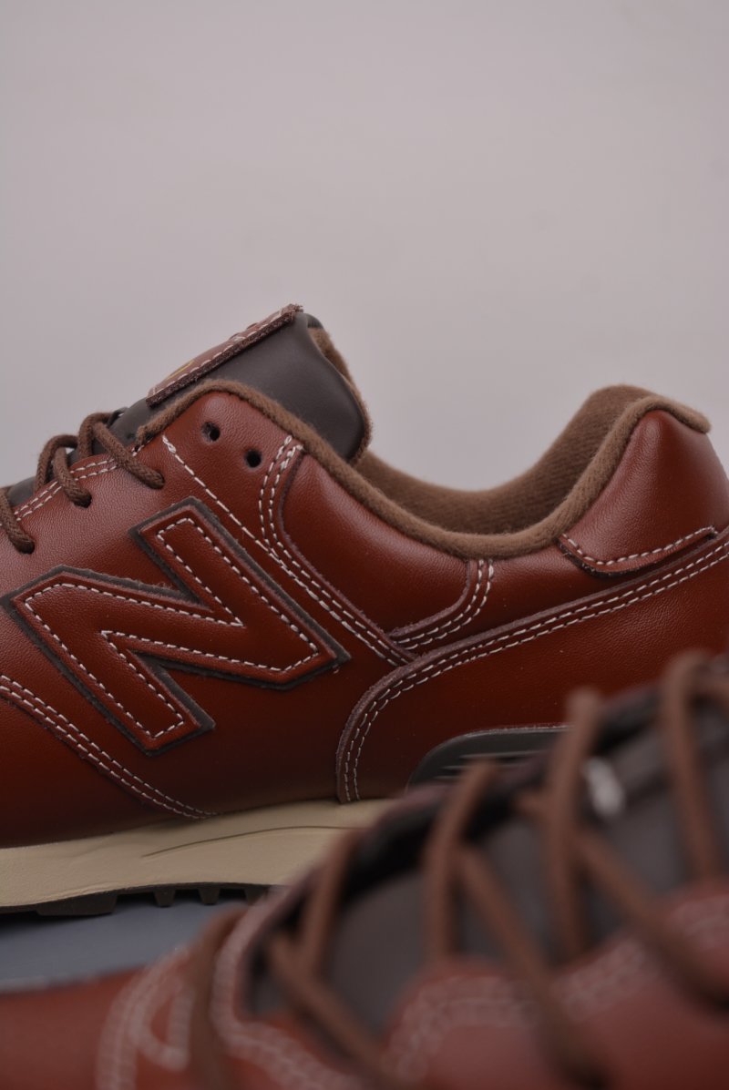 New Balance 1400 view