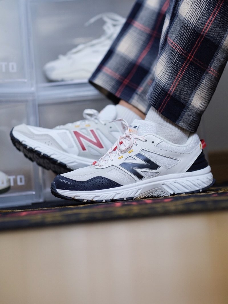 New Balance 510 view