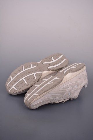 New Balance 204 view 3