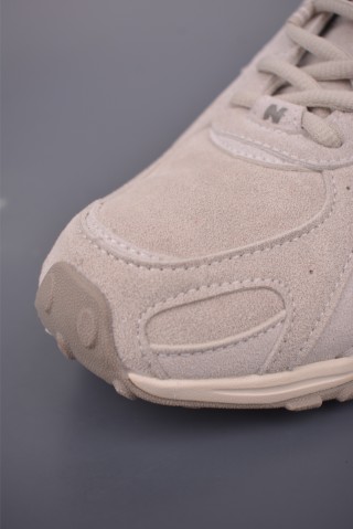 New Balance 204 view 6